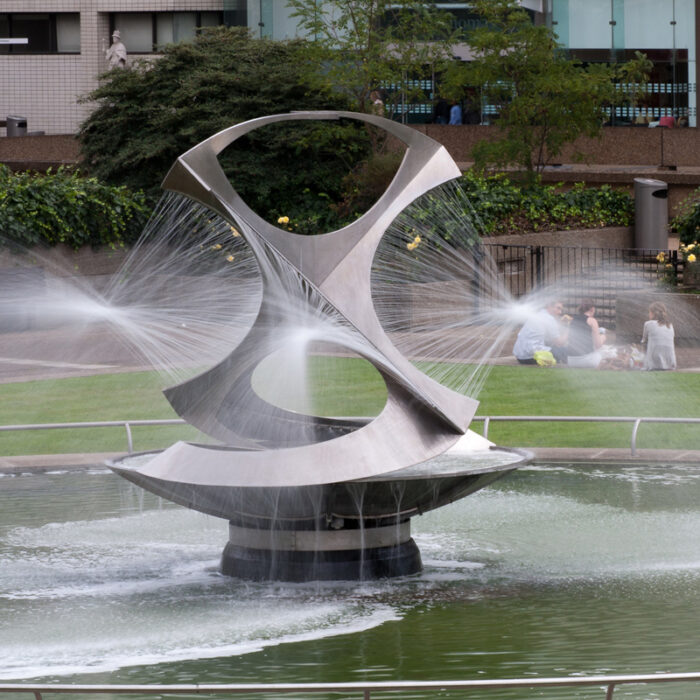 outdoor large water fountains
