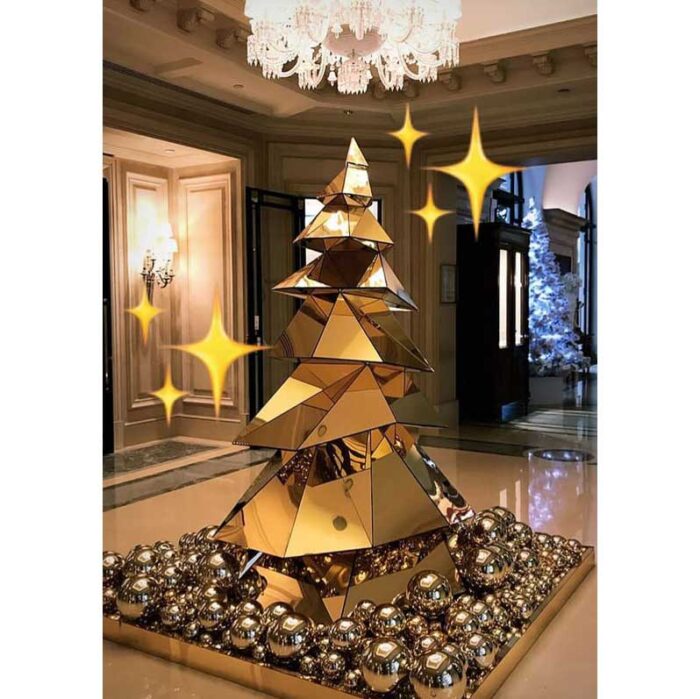 christmas tree sculpture