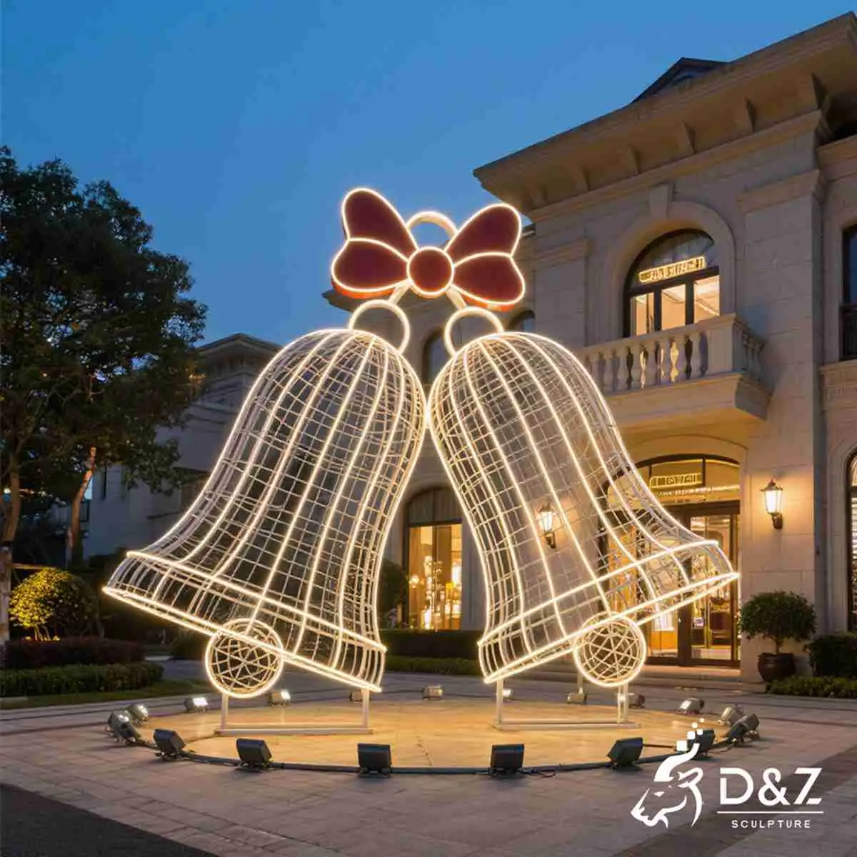 Illuminate a Winter Fairytale with 28 Christmas Sculptures-10