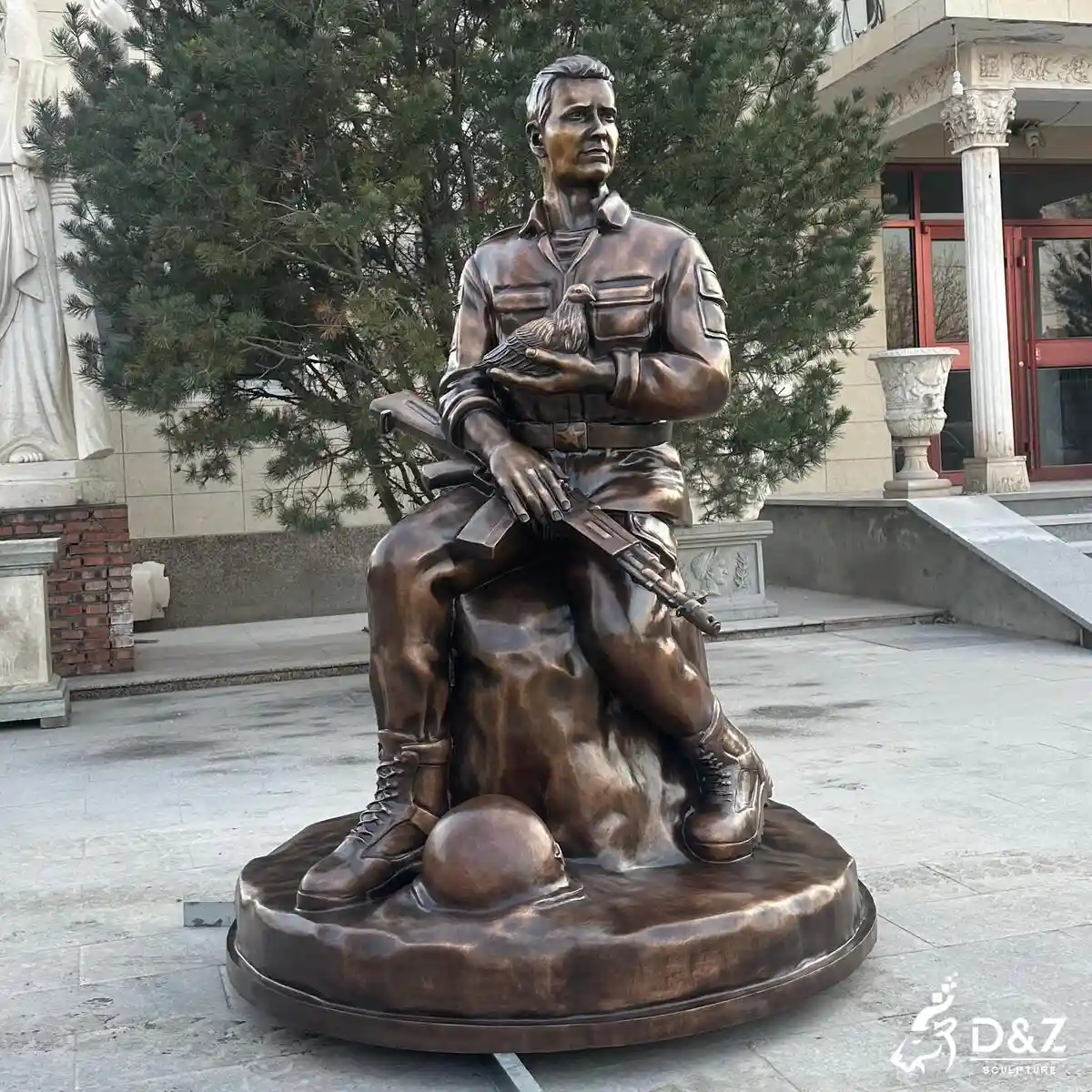 Bronze soldier statue of peace, hero memorial sculpture for public urban sculpture garden.